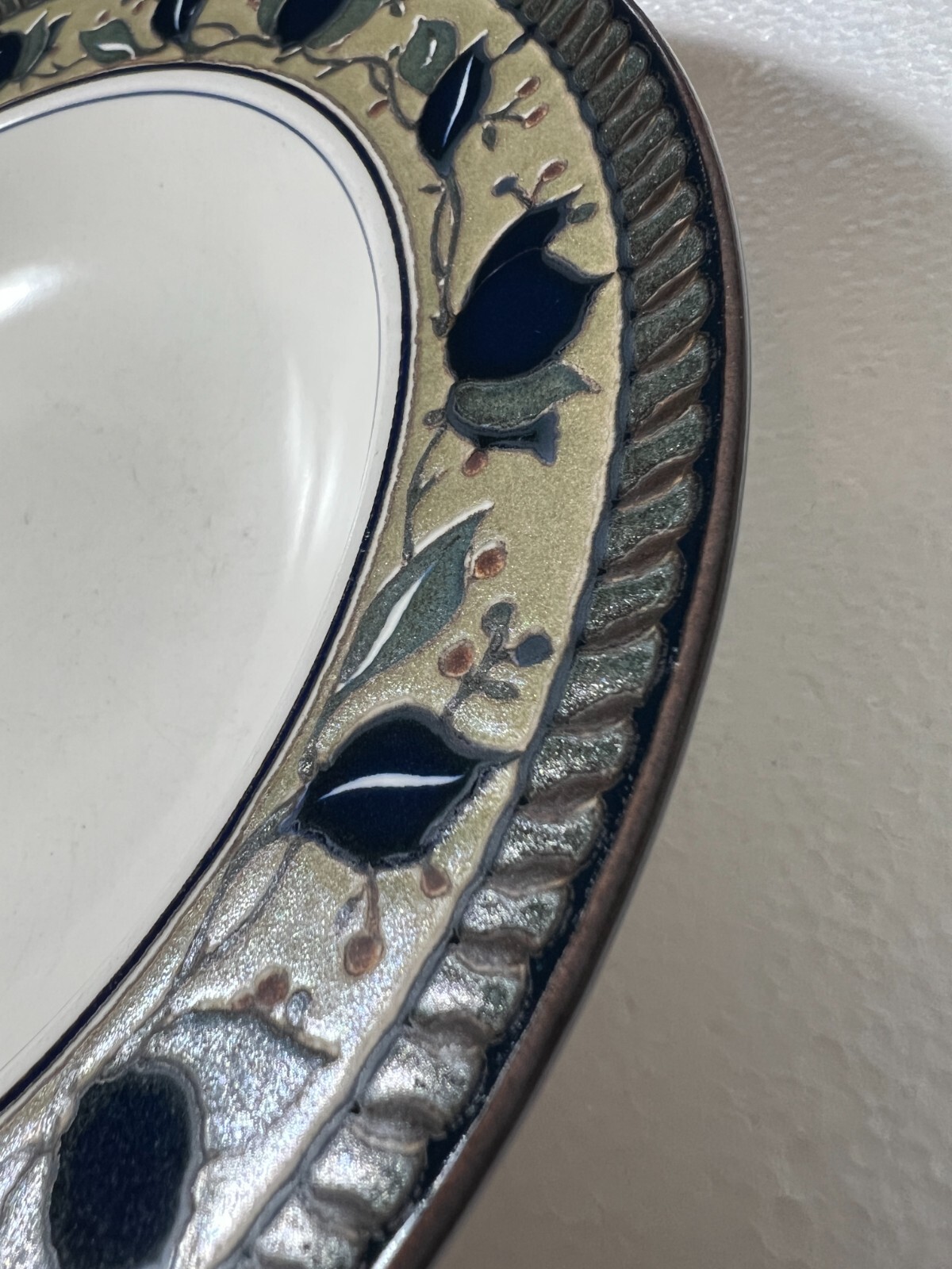 Four (4) Mikasa Intaglio CAC01 Arabella Rim Soup Bowls 9.25" - Japan - Image 2