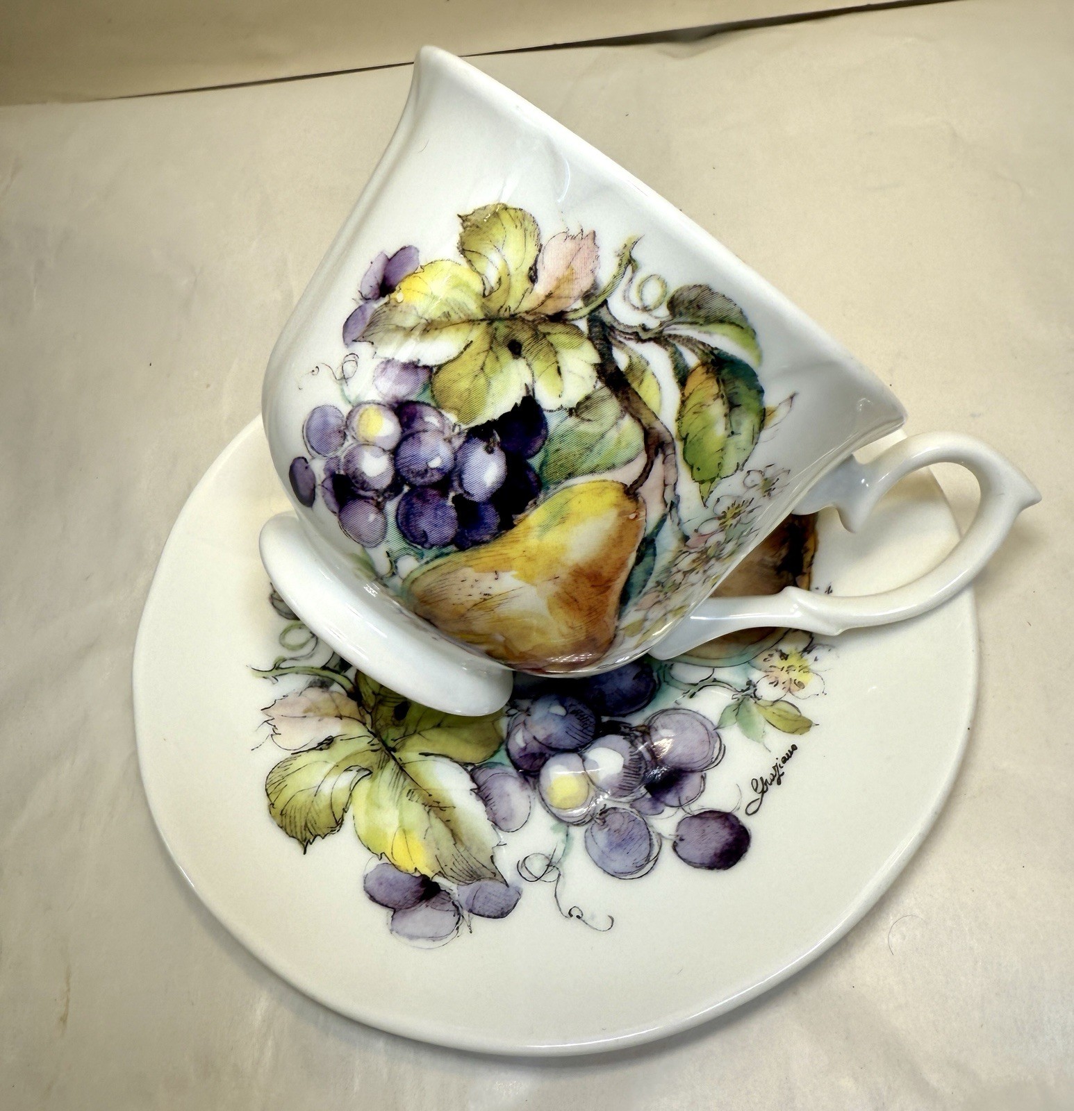 Duchess Bone China Pear / Fruit / Berry Tea Cup and Saucer - Mint, Immaculate - Image 1