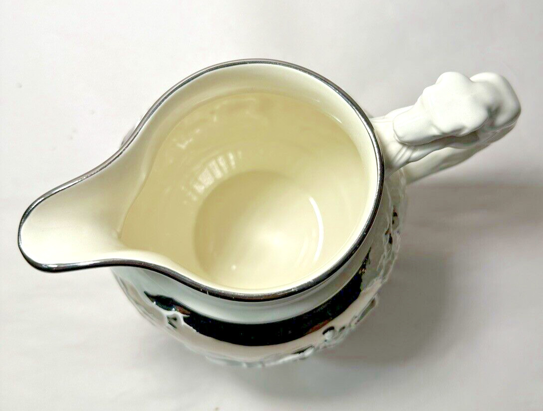 Wedgwood of Etruria & Barlaston D'Ye Ken John Peel 24 oz Pitcher Platinum - Image 8