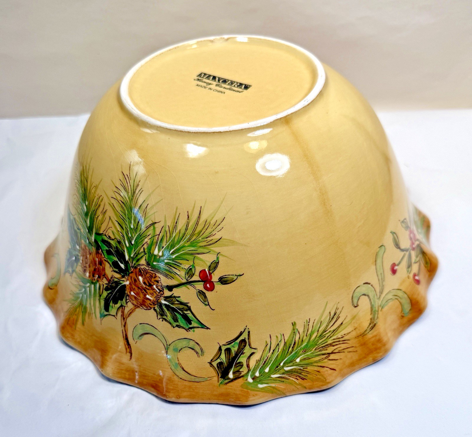 Maxcera 10" Serving Bowl - Red Cardinal / Berries / Holly / Xmas Motifs - EUC - Image 2