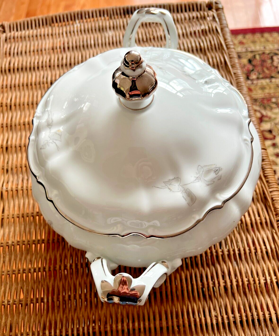 Hutschenreuther Sylvia Gray Rose / Platinum Round 9" Covered Vegetable Dish NEW - Image 8