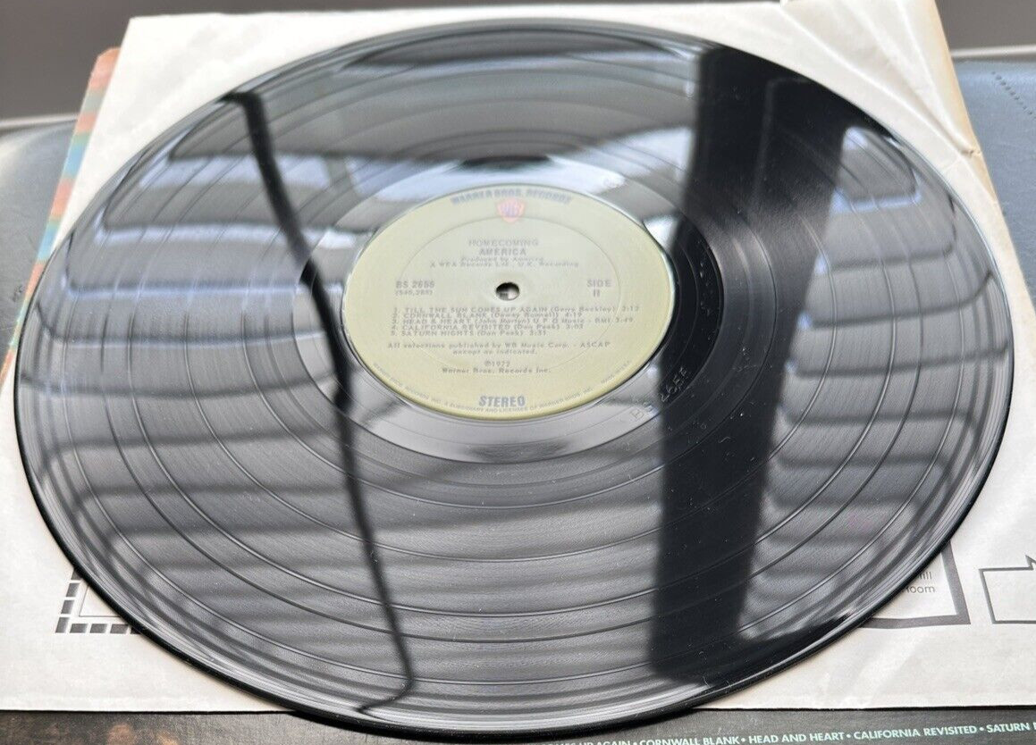 America - Homecoming - BS 2655