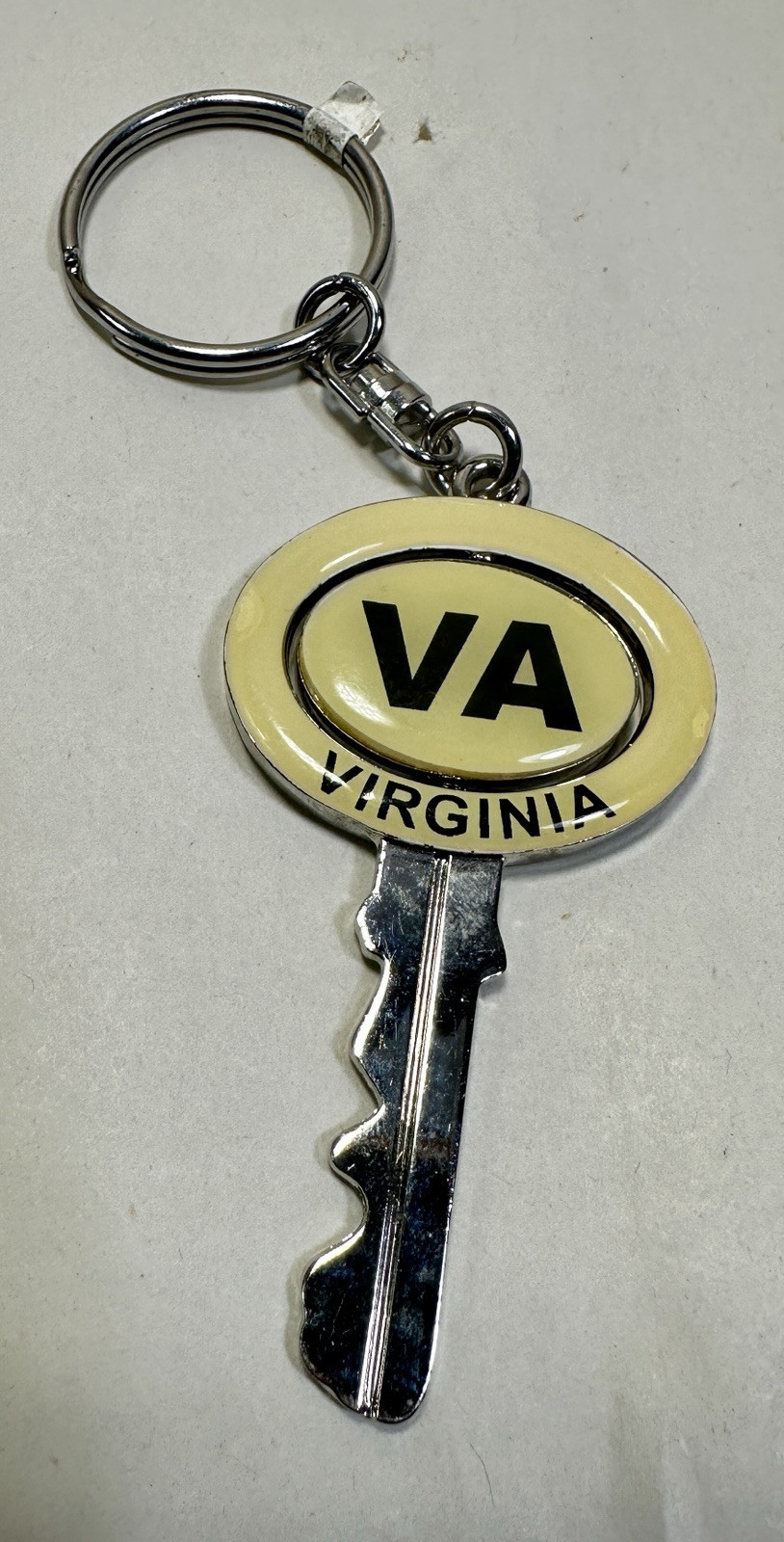 Virginia VA Swivel Key Keychain - New With Partial Tag