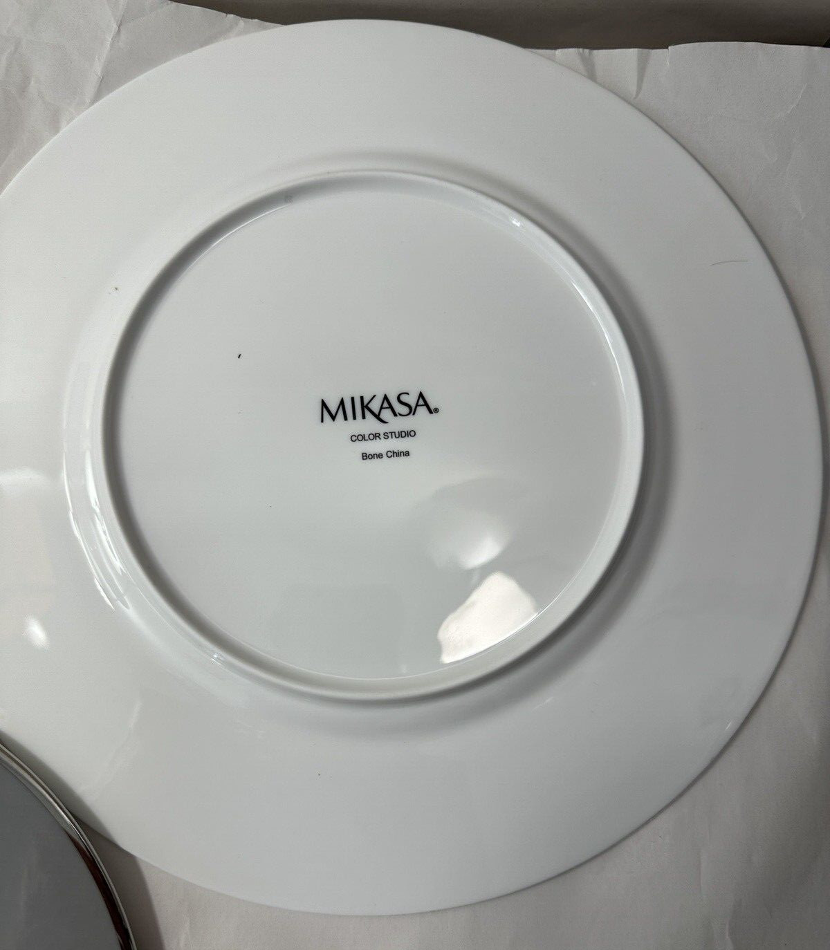 Mikasa Color Studio Grey and Platinum 5-pc Dinnerware Set - Unboxed, Unused - Image 10