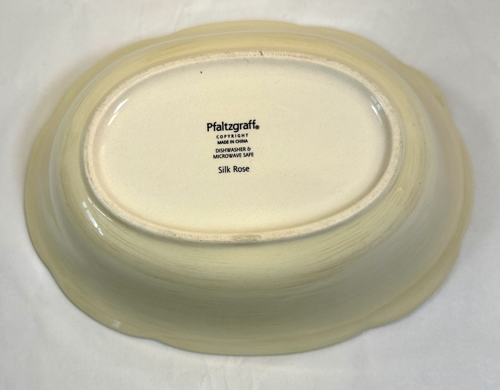 Pfaltzgraff Silk Rose 10-1/4" Oval Vegetable Bowl - Roses Floral Cream - NWOT - Image 4