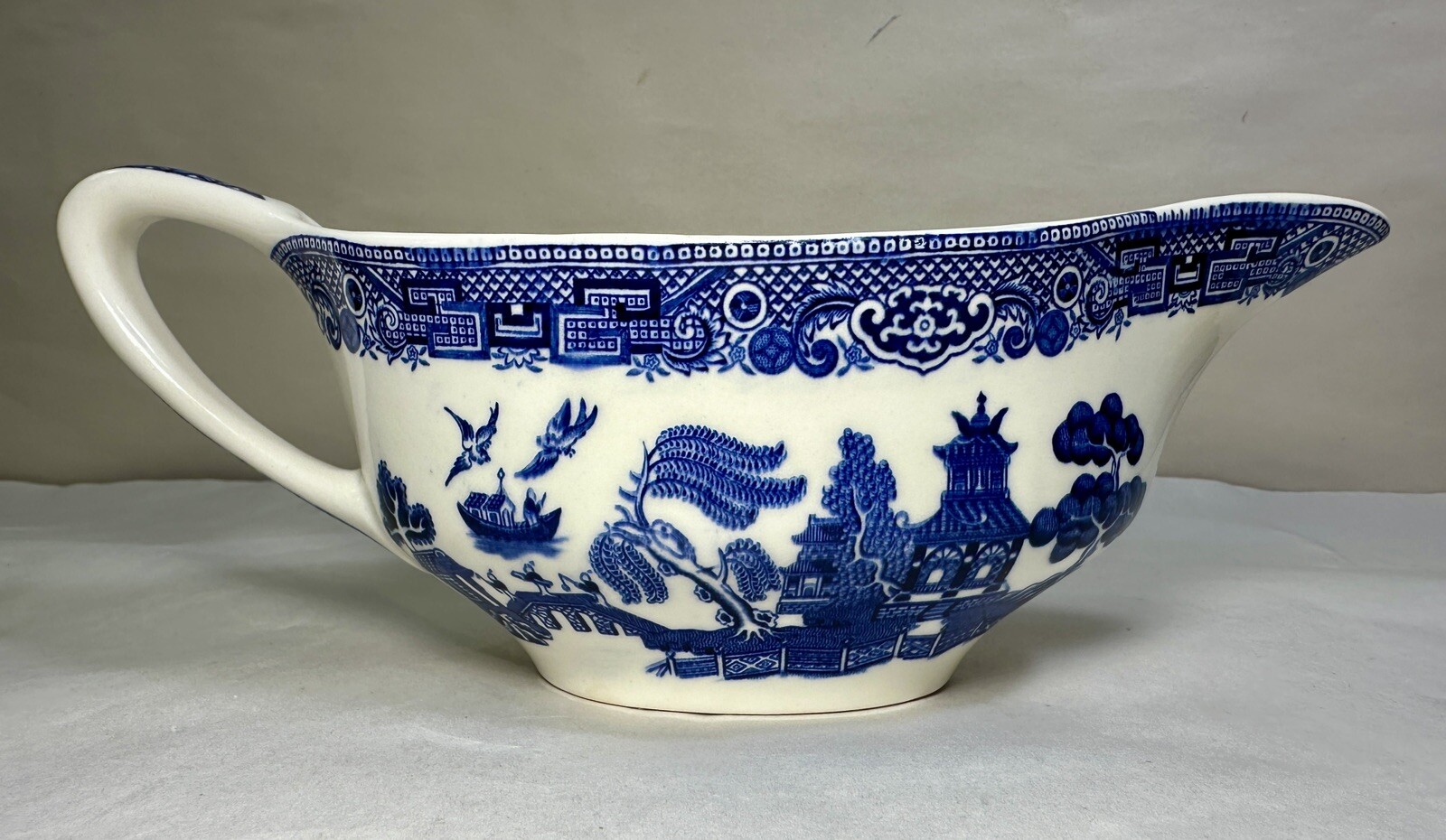 Johnson Bros "Willow" Gravy Boat - Image 1