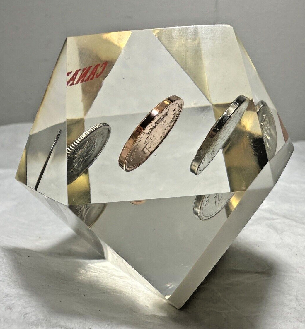 Plexiglass Coin Display - Canadian Coins - Tetradecagon (fourteen-sided) - Image 8