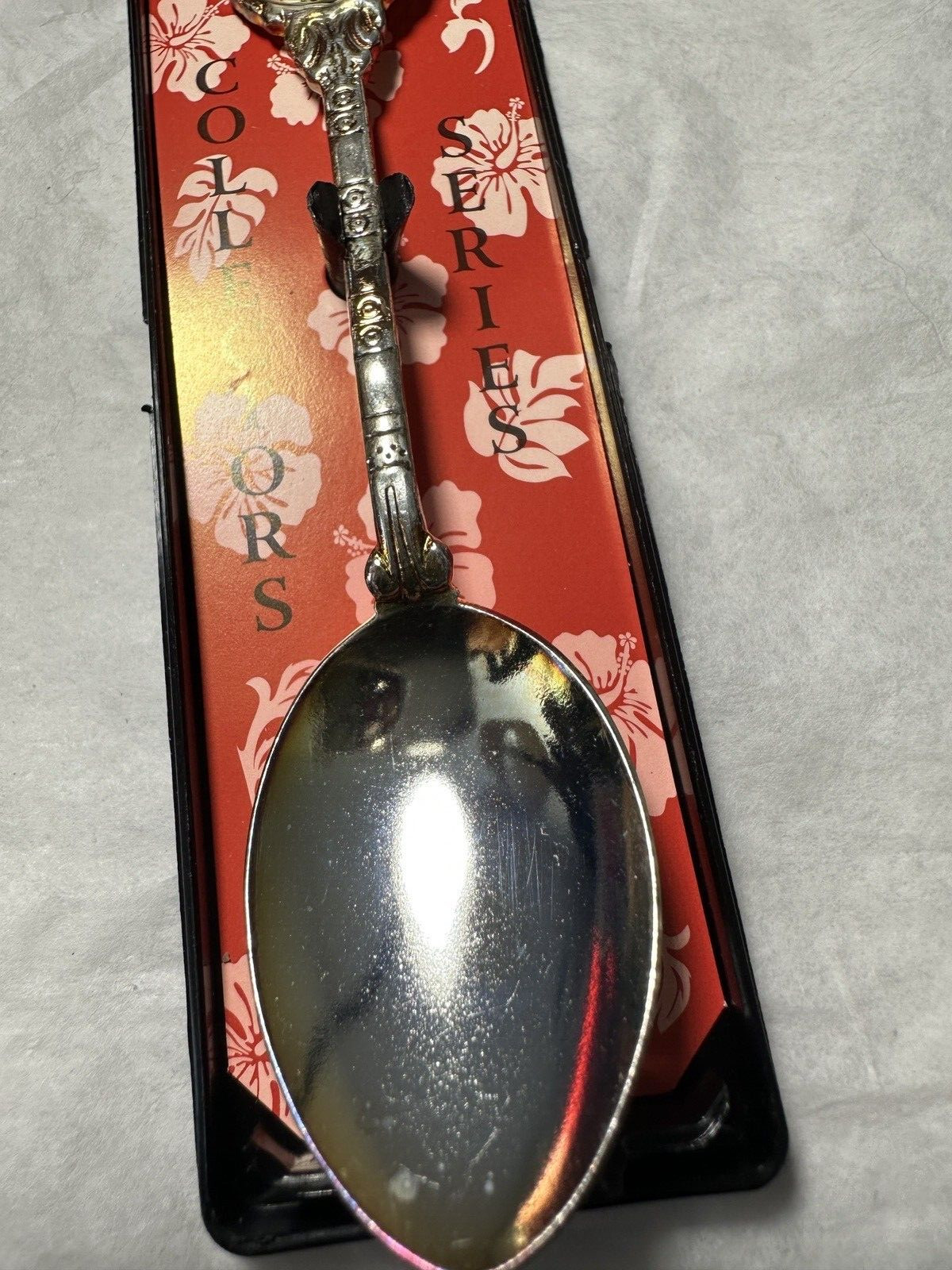 Vintage Collector Souvenir Spoon Hawaii - Kalalau Valley - Kauaʻi - Stuart - Image 2