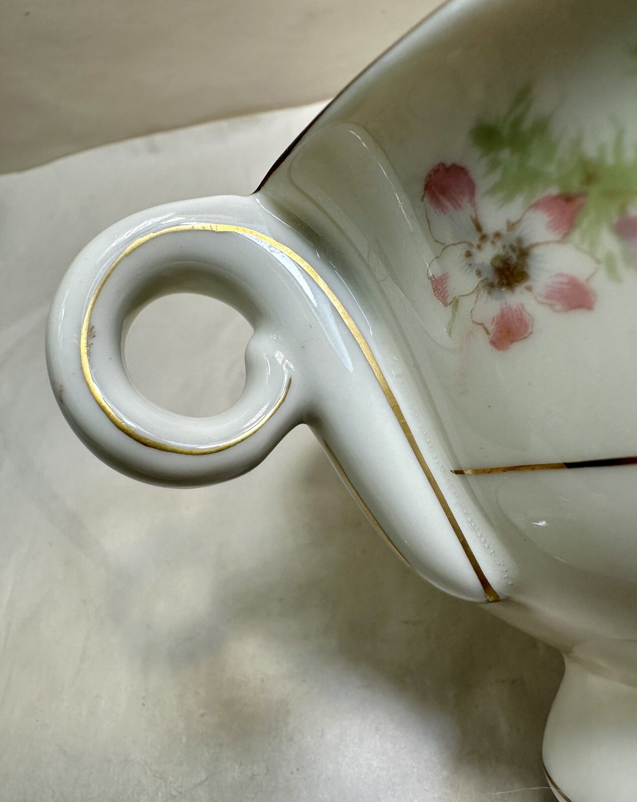 Theodore Haviland Apple Blossom Sugar Bowl and Lid - Immaculate - Image 2