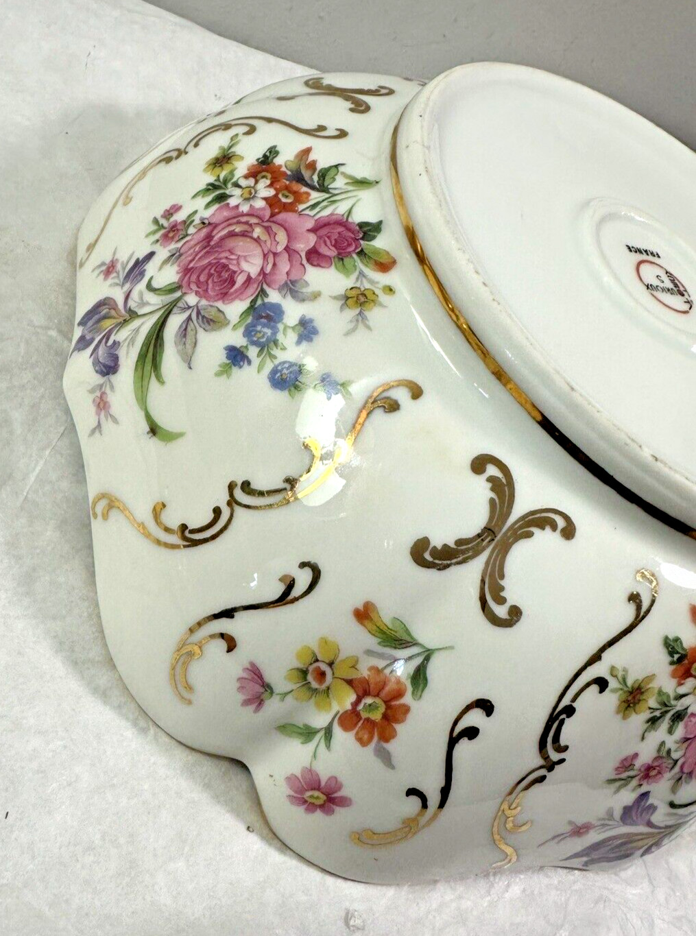 France Louis Lourioux Foecy Serving Bowl and Ladle - Gold Trim - Immaculate - Image 15