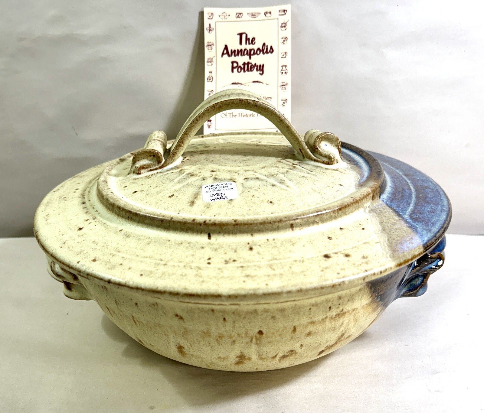 Annapolis Pottery Oven Ware - Covered 9" Casserole - Unused