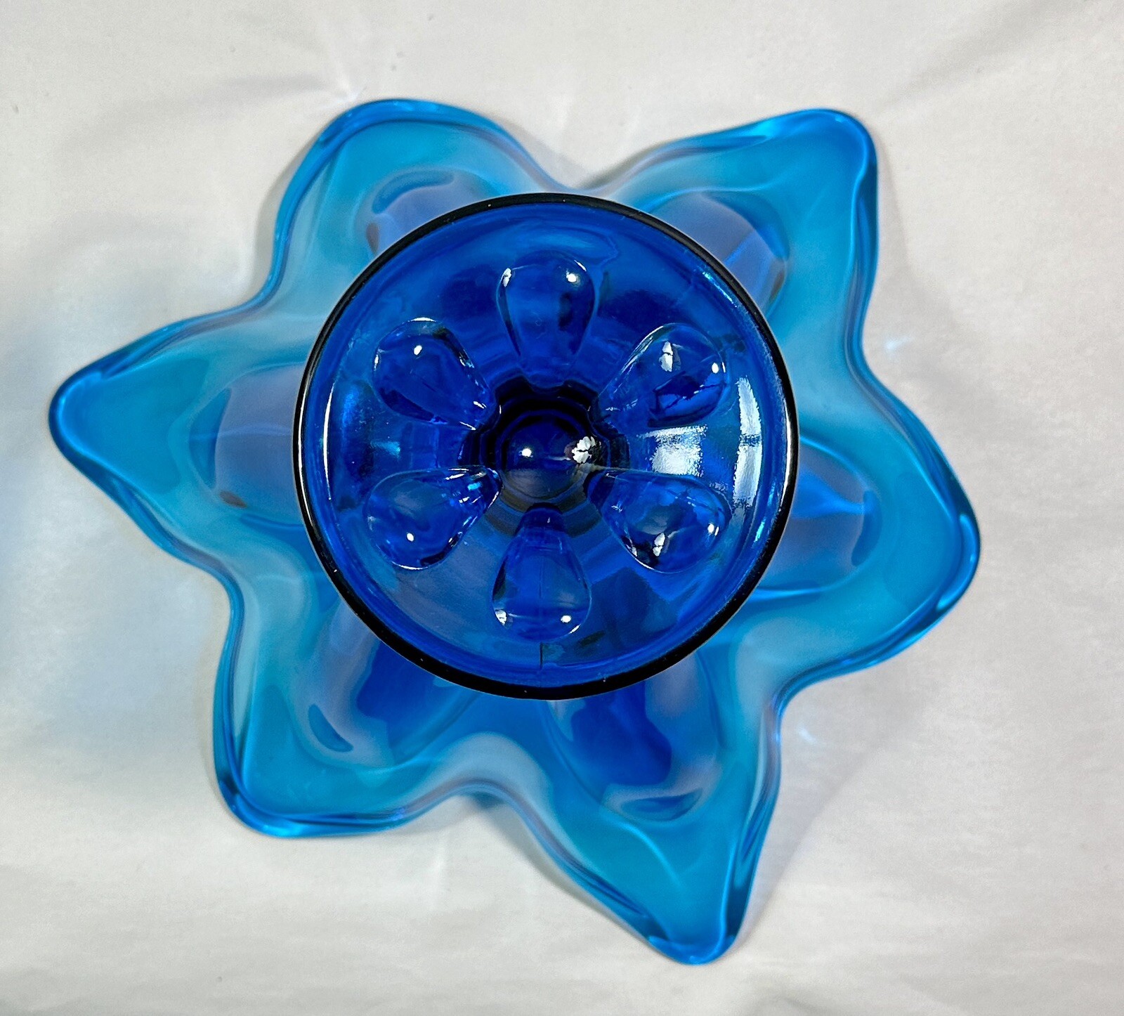 L.E. Smith Glass Peacock Blue Footed Compote / Fruit Bowl (#6101) - circa 1967 - Image 11