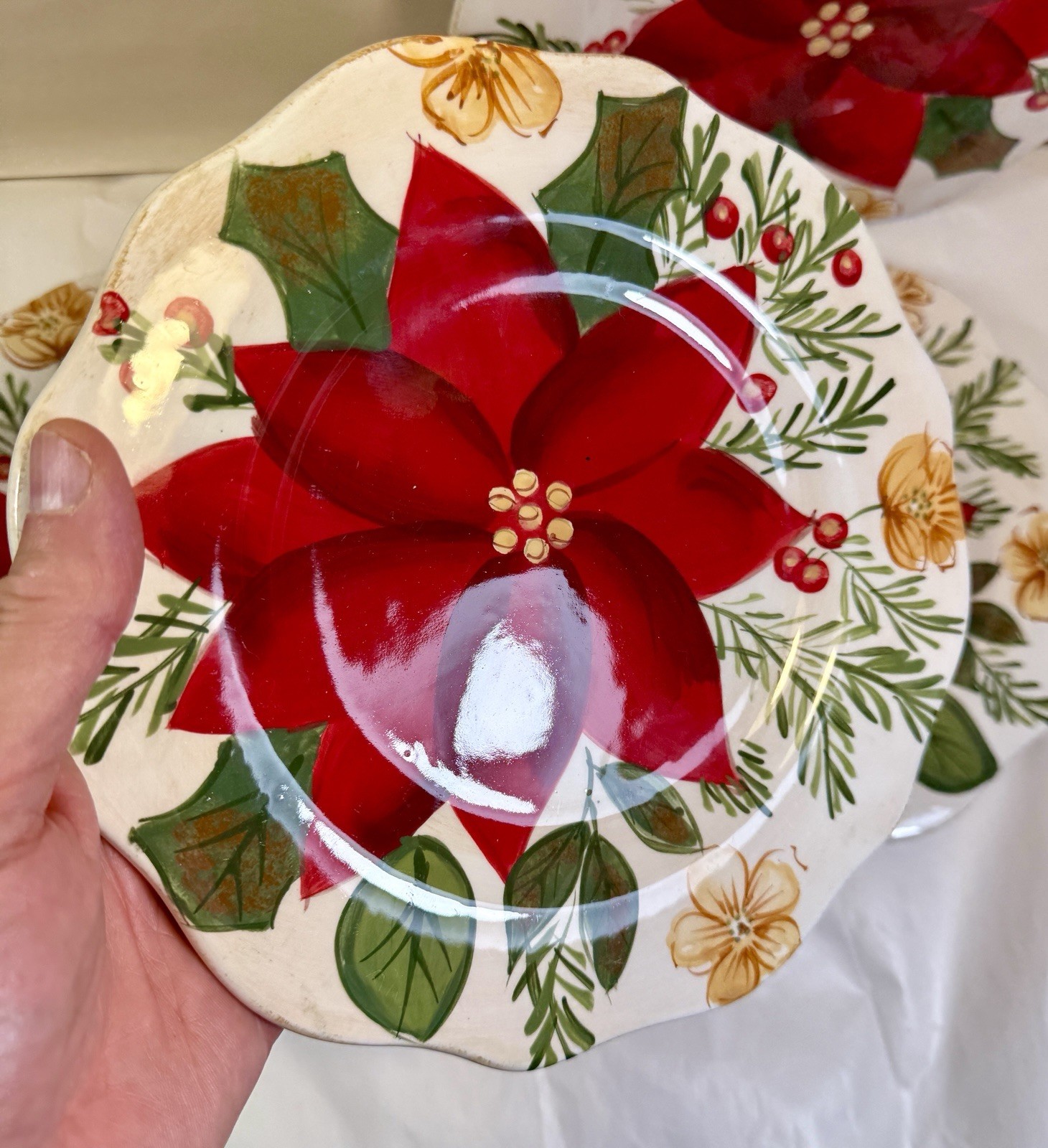 Set Of 4 Home Brand Poinsetta Bread / Salad / Dessert Plates Christmas NOS - Image 1