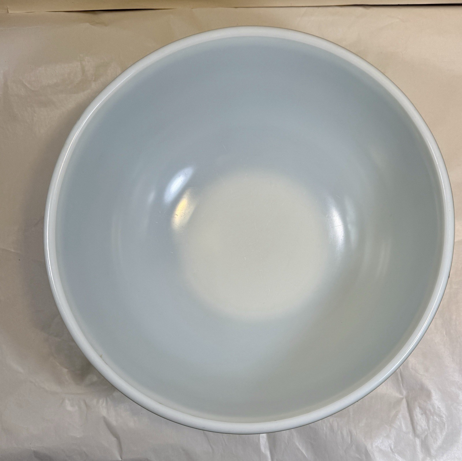 VTG Green Pyrex Mixing Nesting Bowl 404 4 Quart Large USA Ovenware Light Wear - Image 3