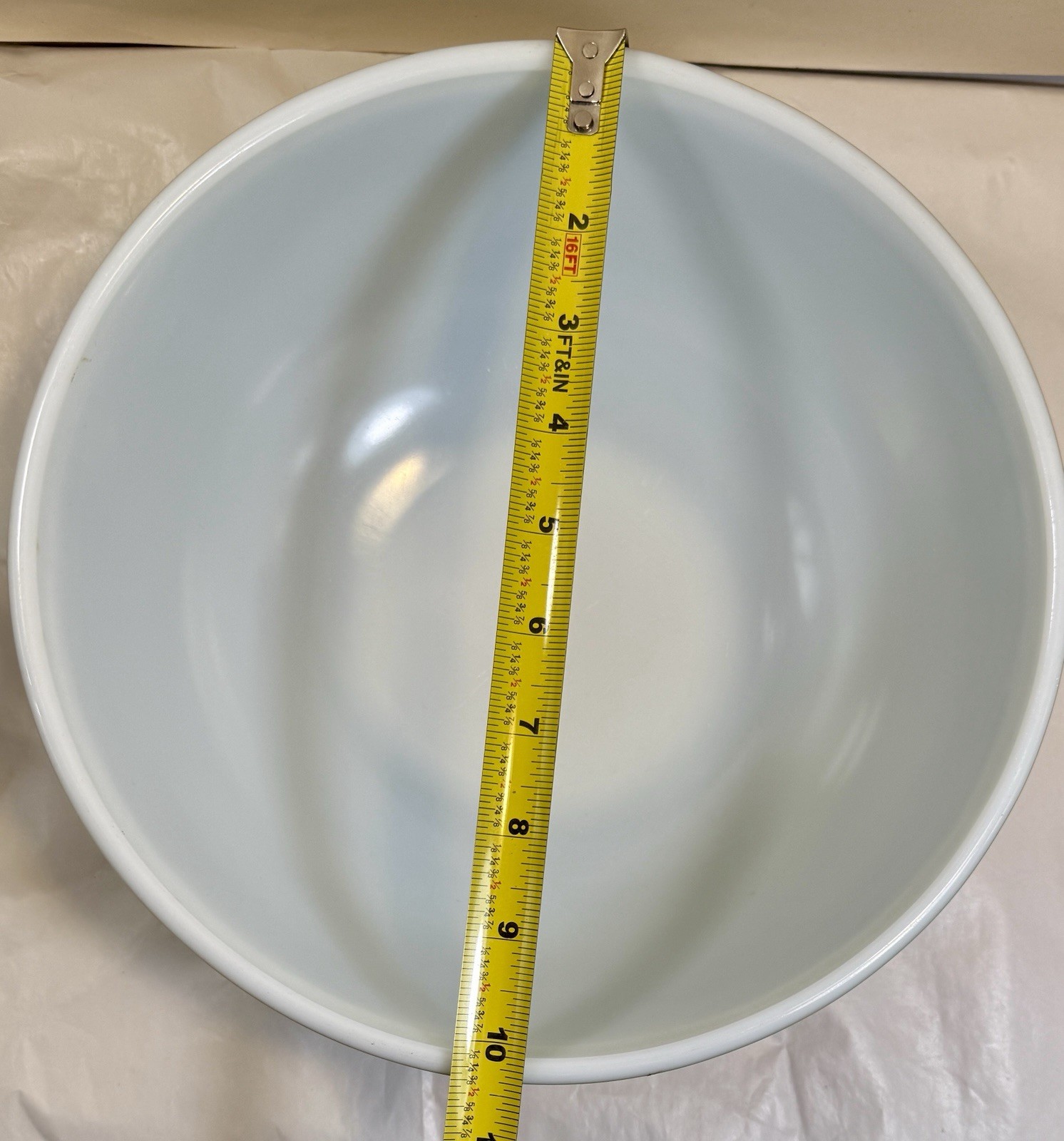 VTG Green Pyrex Mixing Nesting Bowl 404 4 Quart Large USA Ovenware Light Wear - Image 4