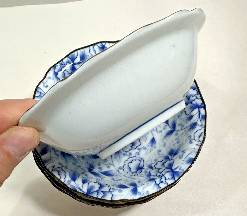 Set of 5 Blue and White Porcelain JAPANESE Bowls - 5 1/2 Inches - Immaculate - Image 5