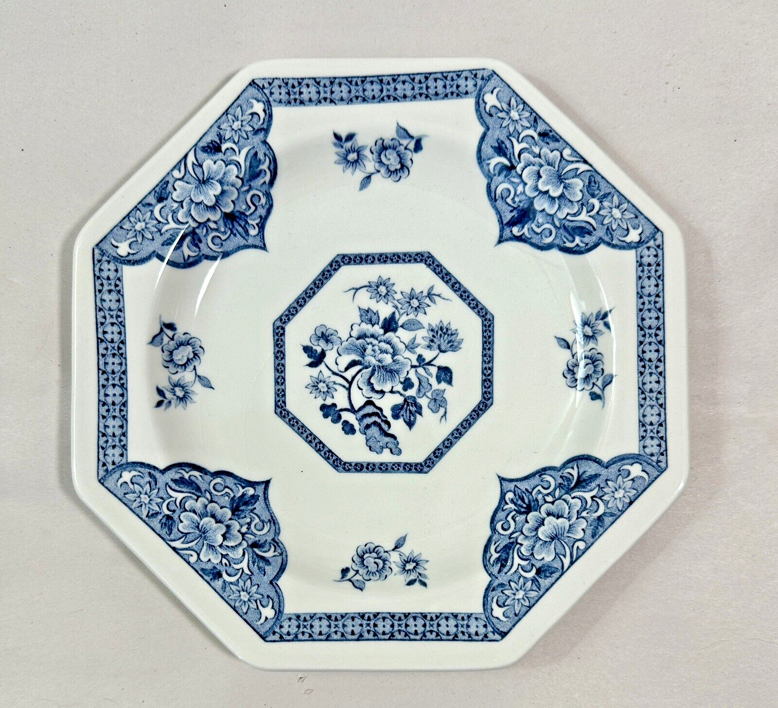 Old Pekin Octagon Blue J & G Meakin Royal Staffordshire - One Place Setting - Image 10