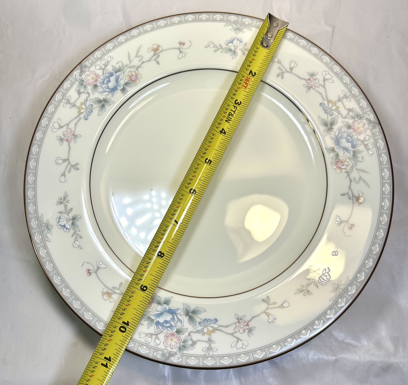 Set of Five NEW Noritake Mandarin Garden Dinner Plates 10-5/8" - Unboxed Mint - Image 8