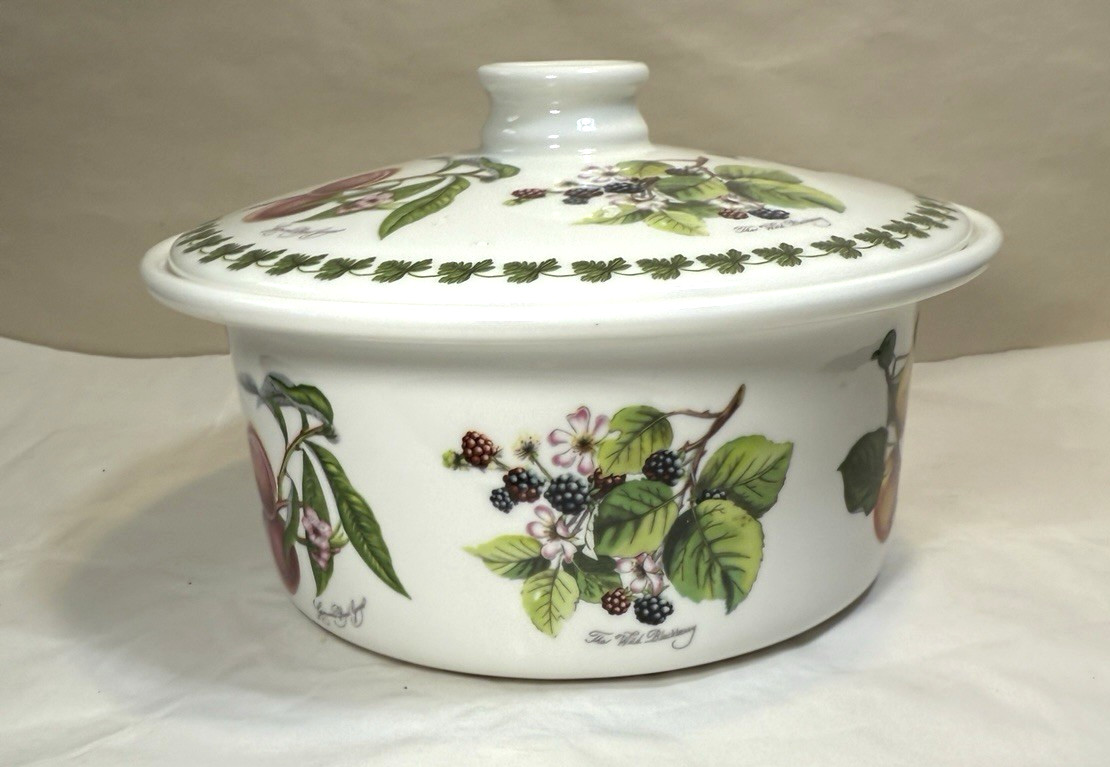 Portmeirion Lidded Casserole Dish Serving Bowl Round 8-3/4" - NOS - Image 1