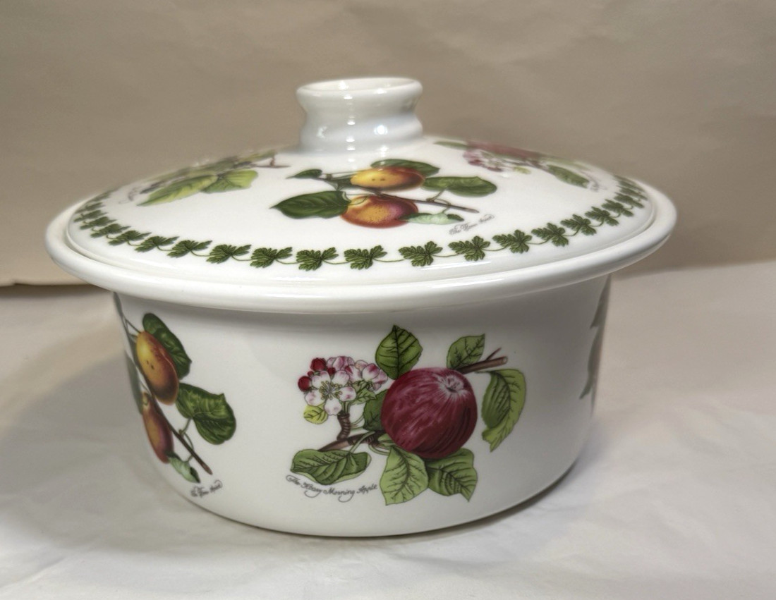 Portmeirion Lidded Casserole Dish Serving Bowl Round 8-3/4" - NOS