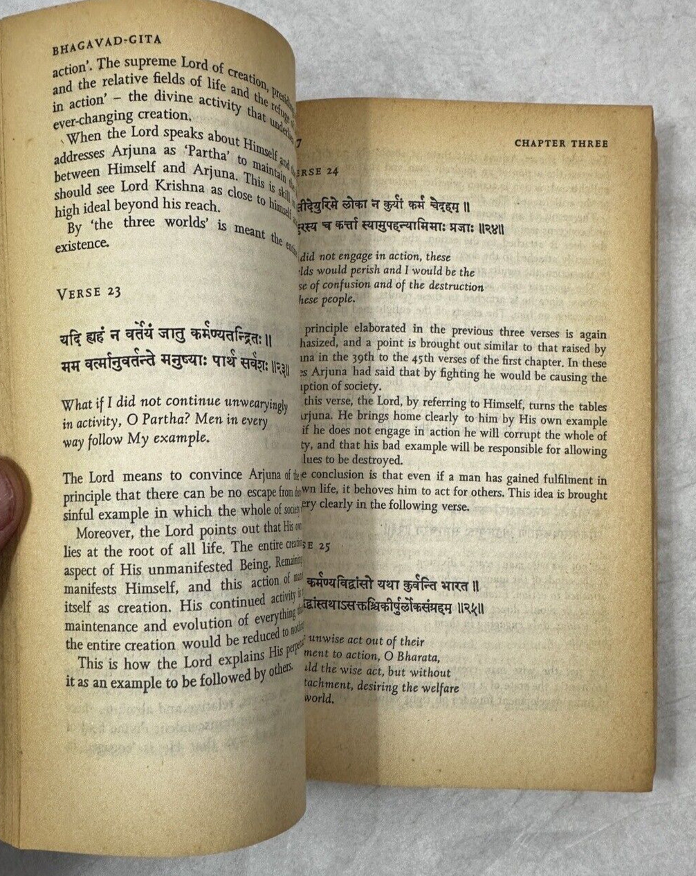 Maharishi Mahesh Yogi on the Bhagavad-Gita : Penguin Books, 1971 - PB - Image 2