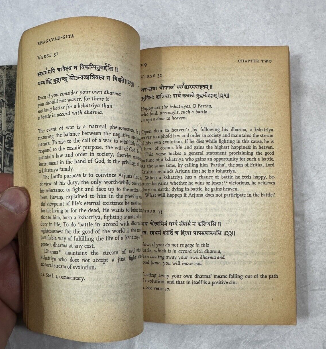 Maharishi Mahesh Yogi on the Bhagavad-Gita : Penguin Books, 1971 - PB - Image 3