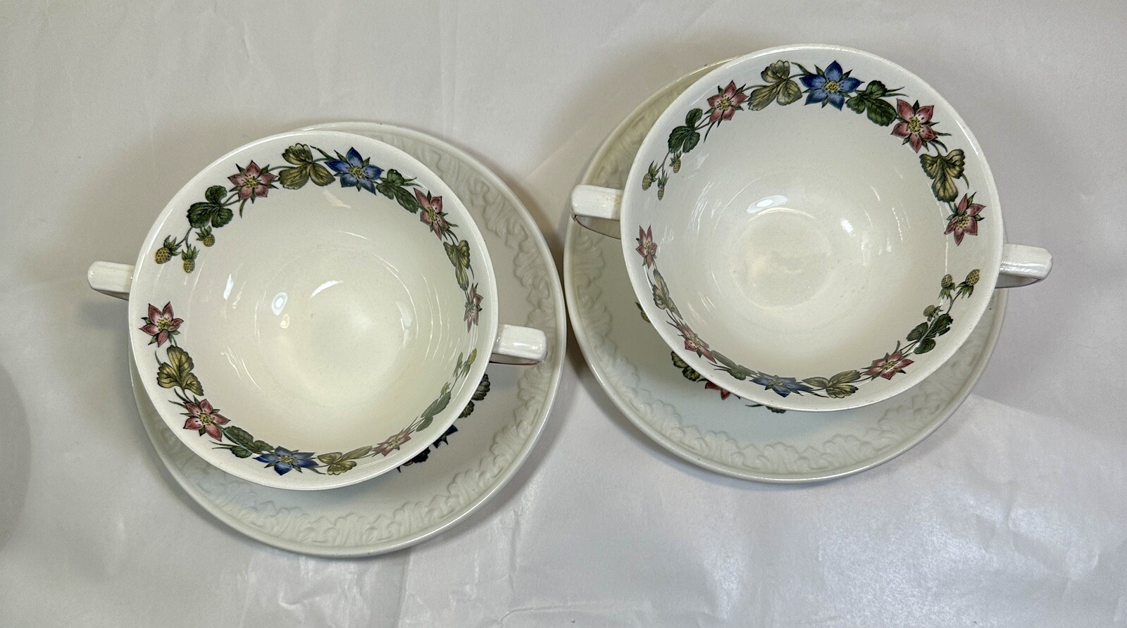 Two (2) Wedgwood Corinthian "Pembroke" Footed Cream Soups Bowls and Saucers - Image 4